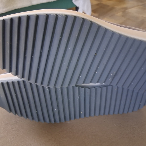 Johnston & Murphy Brown Suede Loafers with Chain Accent - Picture 5 of 5